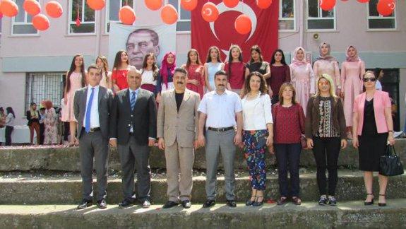 Atatürk Mesleki ve Teknik Anadolu Lisesi Yıl Sonu Sergisi